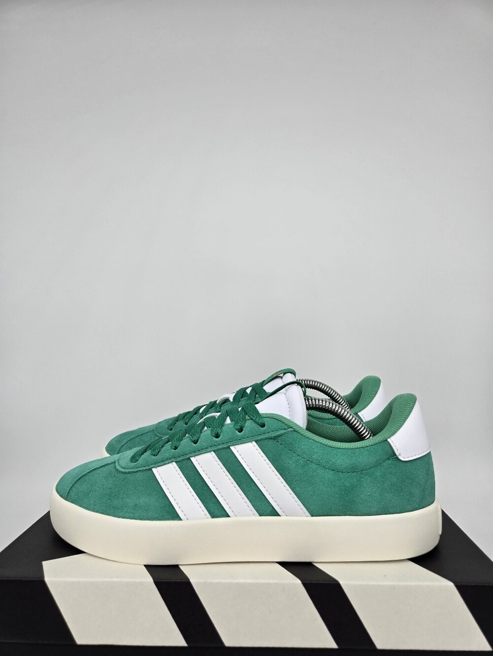 adidas Women's VL Court 3.0 JP5324 Court Green Cloud White Shoes Size 6